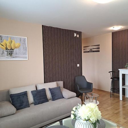 Apartman Elegance Liptovsky Mikulas Exterior photo